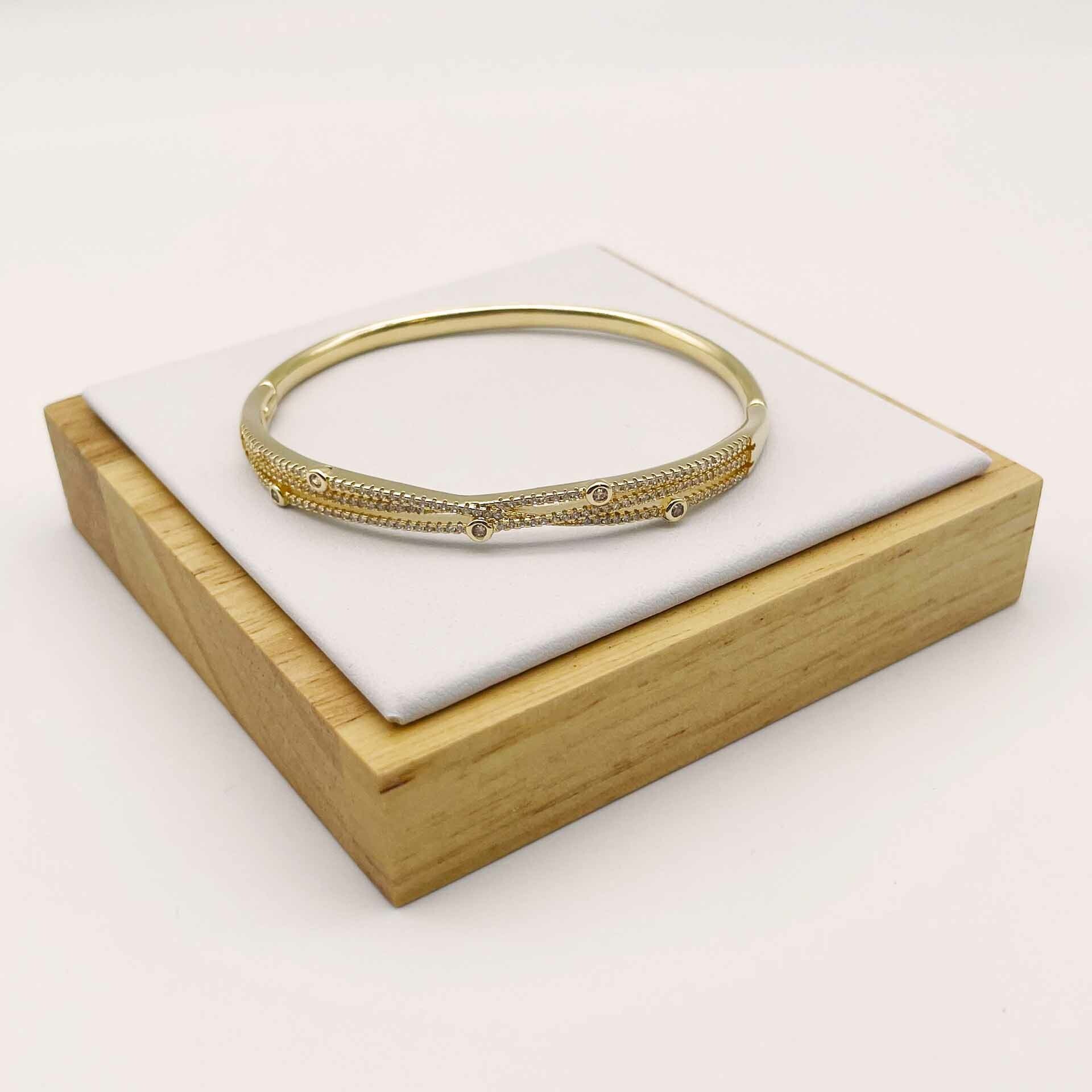 Bracelete Dourado Zircônias