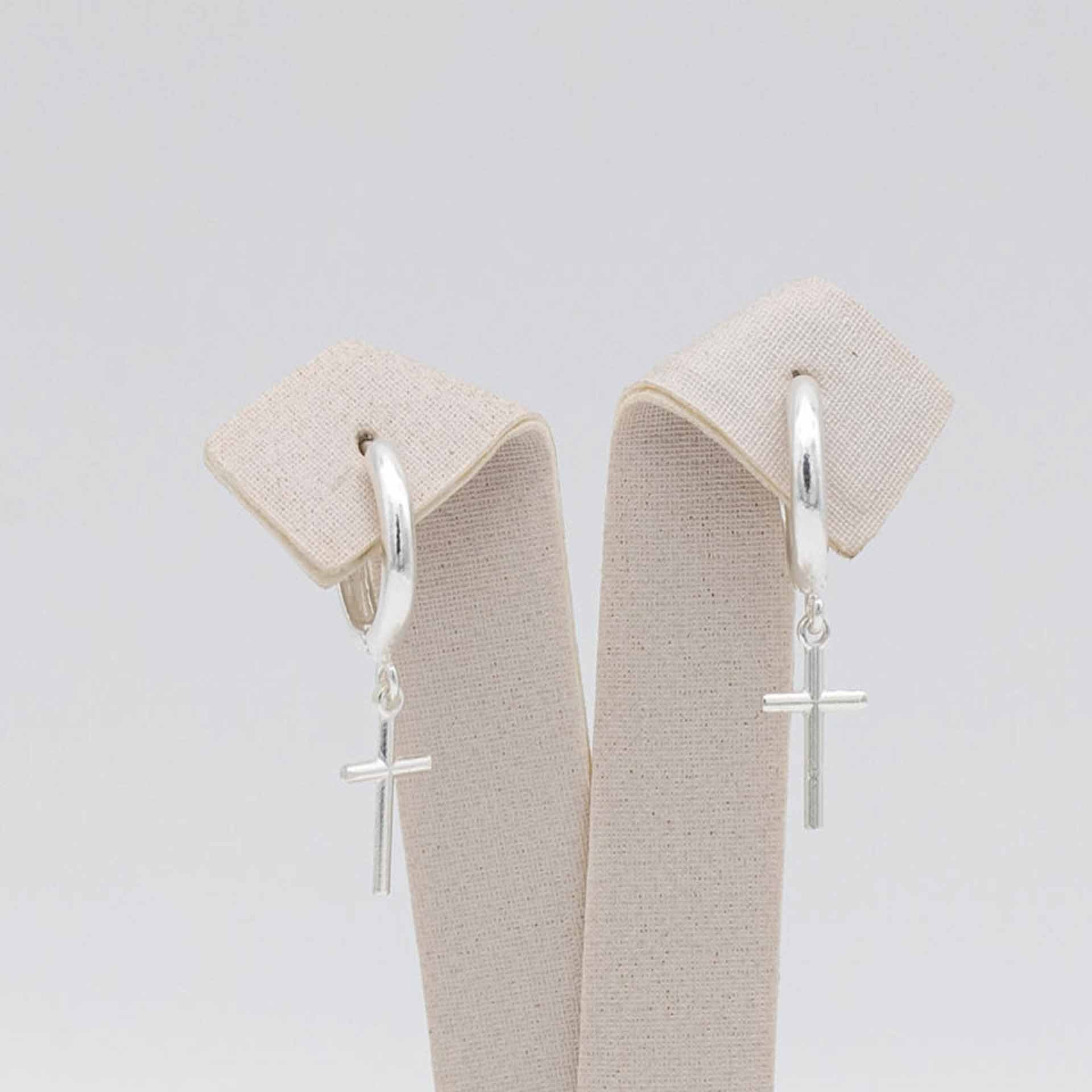 Brinco Argola Prata Cruz