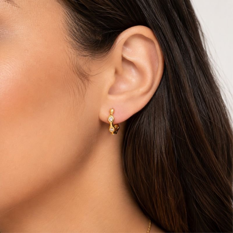 Brincos Dourado Argola 10 mm com Zircônias
