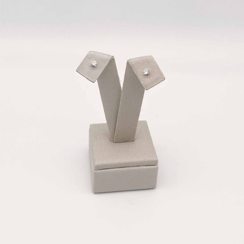 Brincos Prata Ponto de Luz 4 MM Baby