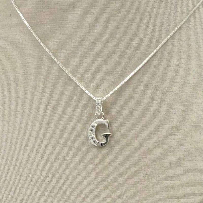 Gargantilha Prata Letras