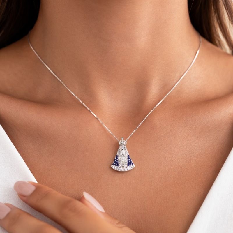 Gargantilha Prata Nossa Senhora com Zircônias Azuis